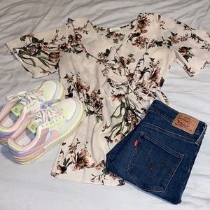 Flowered Blouse ✨🌸